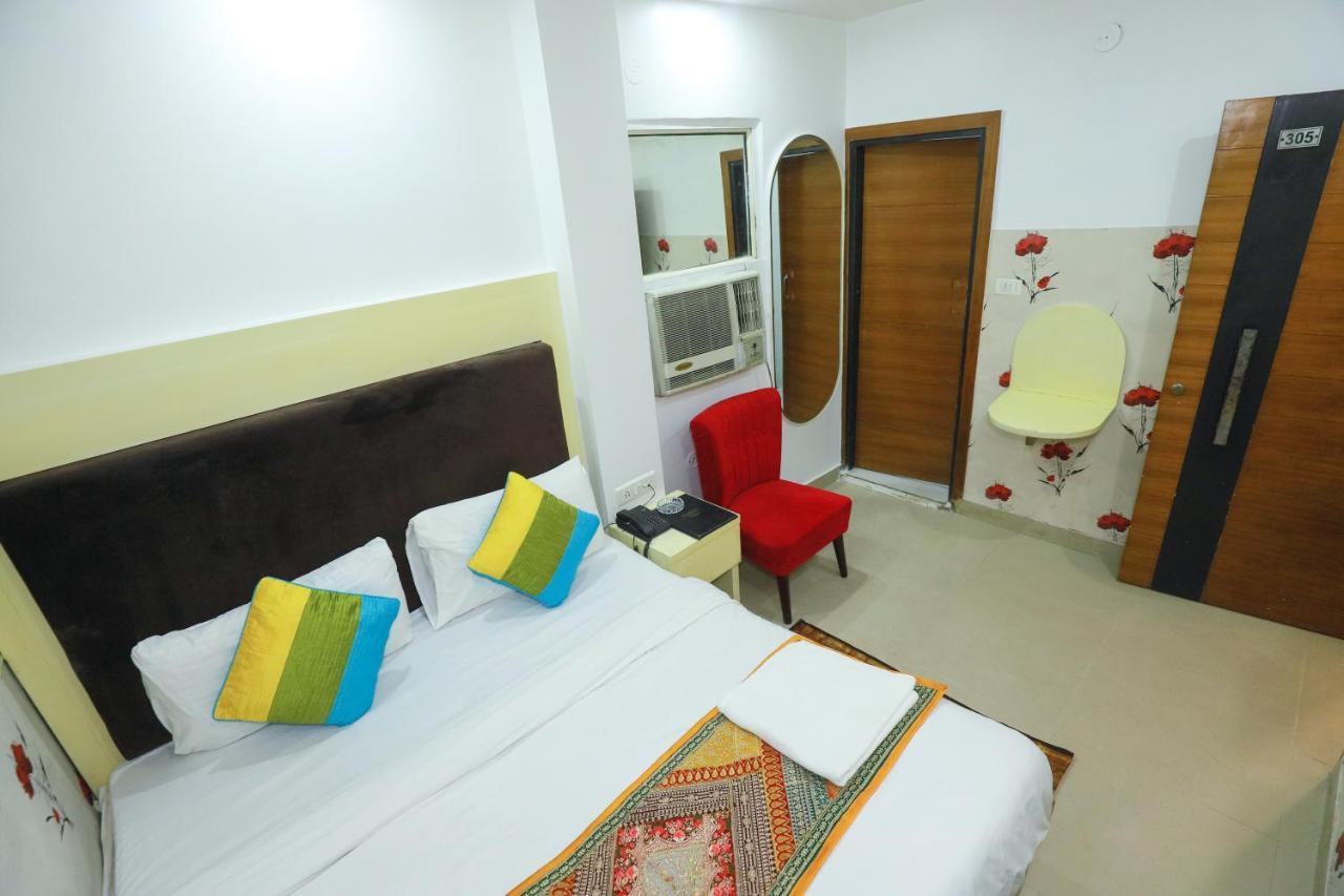 Hotel Nityaa Suites New Delhi Ngoại thất bức ảnh