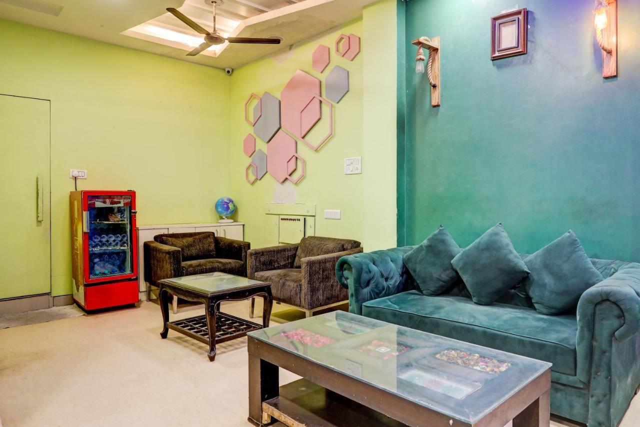 Hotel Nityaa Suites New Delhi Ngoại thất bức ảnh