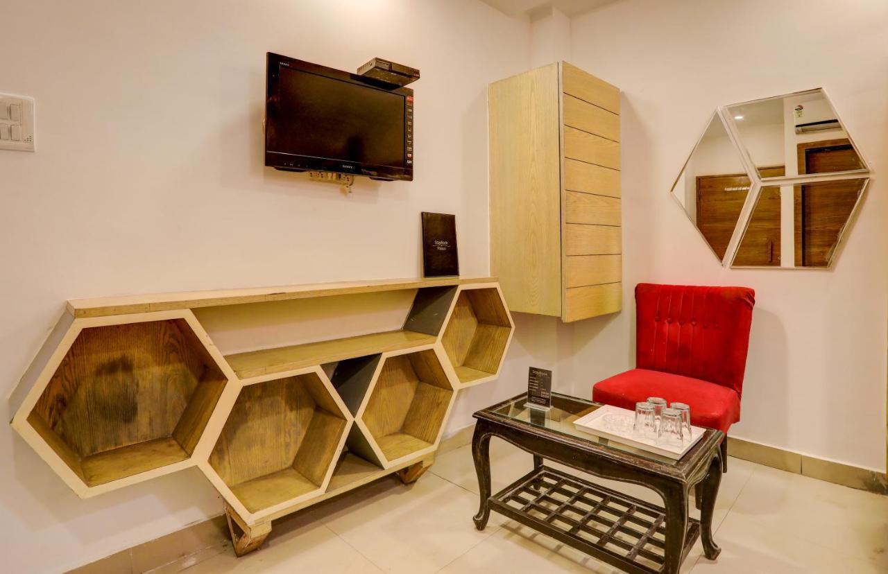 Hotel Nityaa Suites New Delhi Ngoại thất bức ảnh