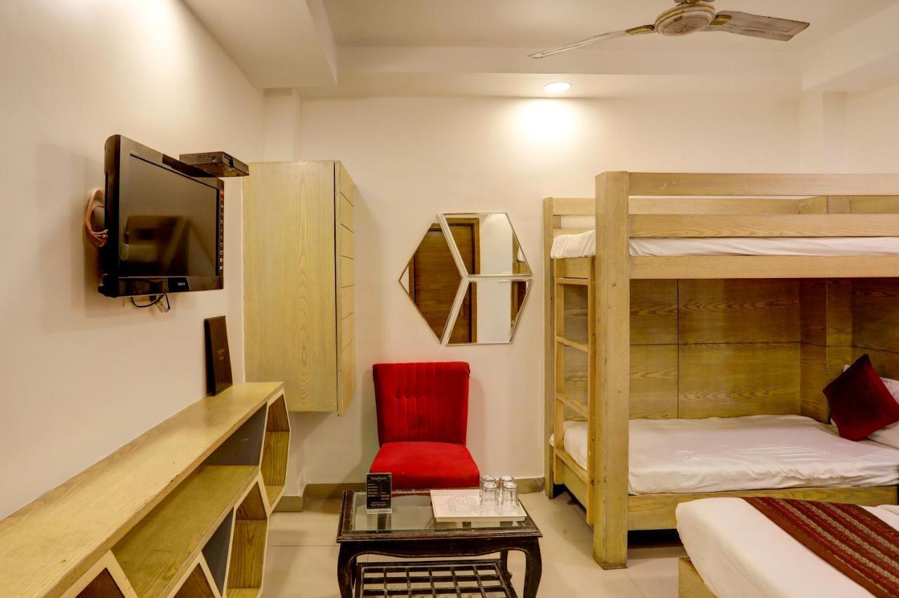 Hotel Nityaa Suites New Delhi Ngoại thất bức ảnh